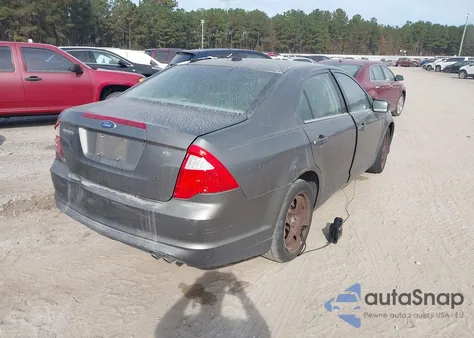 2010 Ford Fusion Se from USA, damaged, VIN 3FAHP0HA3AR258516